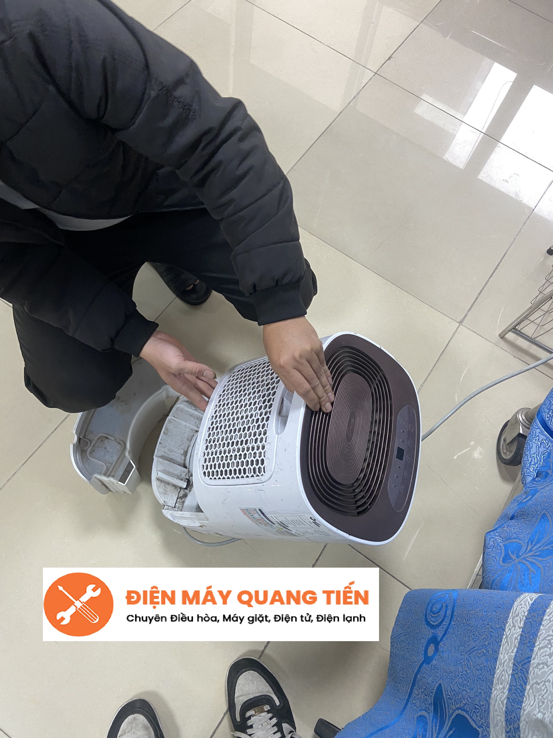 Sửa máy hút ẩm
