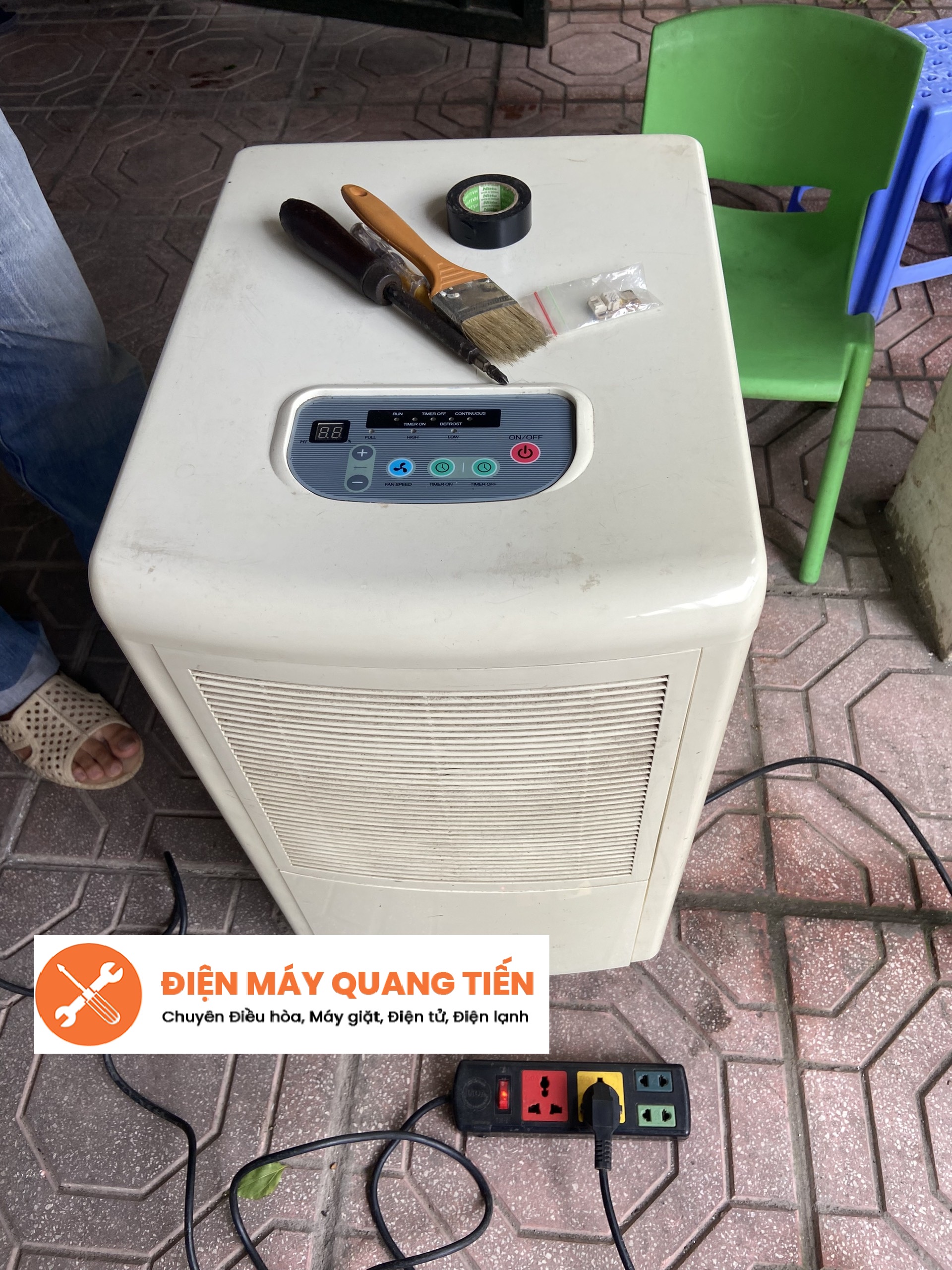 Sửa máy hút ẩm